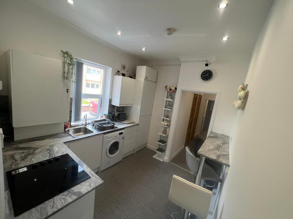 Zams Rooms Stoke-on-Trent 외부 사진
